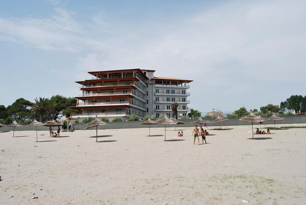 Europa Grand Resort Vlorë Buitenkant foto