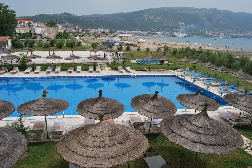 Europa Grand Resort Vlorë Buitenkant foto