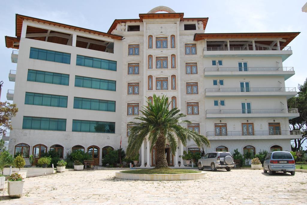 Europa Grand Resort Vlorë Buitenkant foto