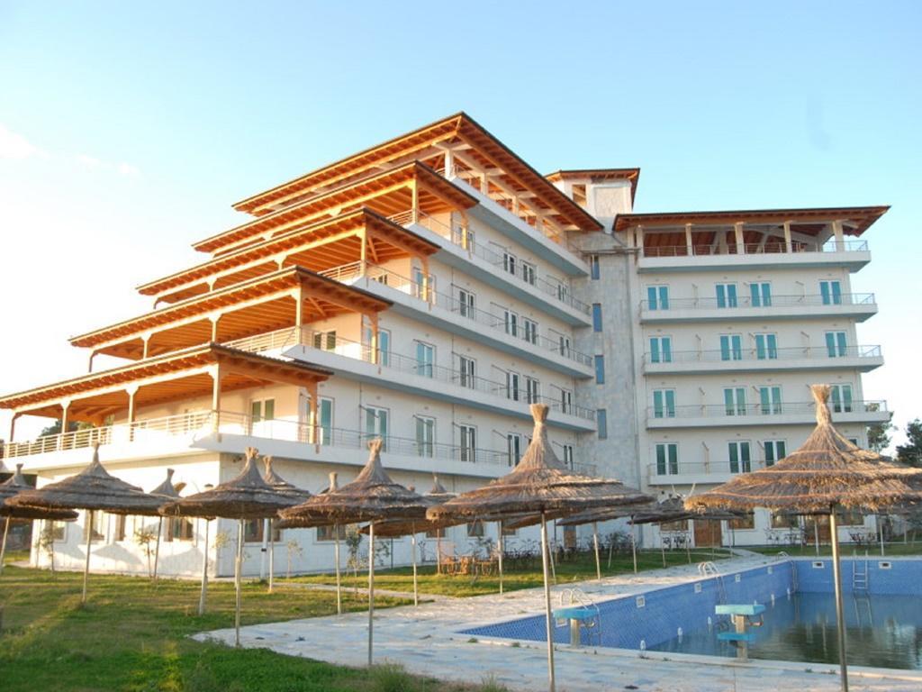 Europa Grand Resort Vlorë Buitenkant foto